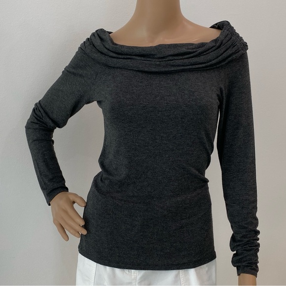 NWOT Pretty Max Studio Grey Off the Shoulder Feminine Top - Picture 2 of 9